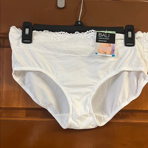 Bali Other - Bali White Hipster Lace Panties